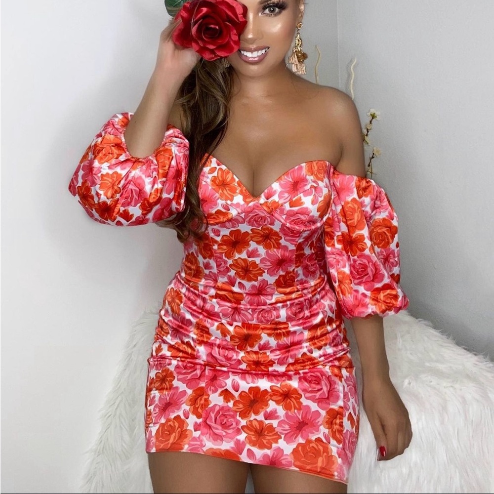 In Full Bloom Bardot
Puff Sleeve Satin Mini
Dress in Red